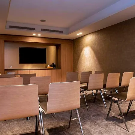 Radisson Blu Hotel. Centre * Rouen