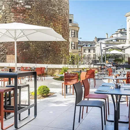 Radisson Blu Hotel. Centre * Rouen